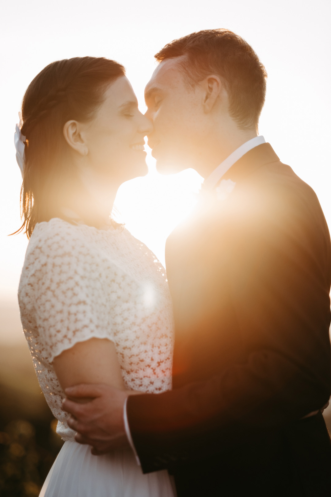 rike-max-Abendsonne Brautpaar in der Abendsonne